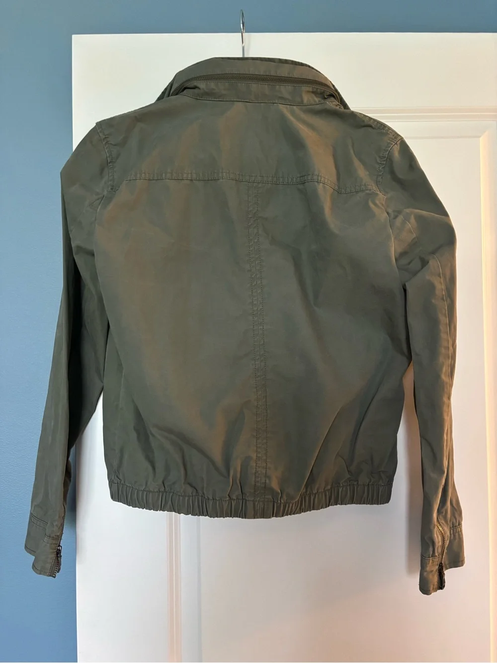 Banana Republic Olive Green Bomber Jacket Utility Zip Stowaway Hood Size Small